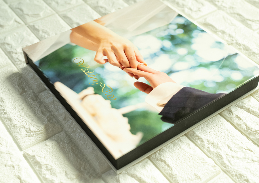 写真集のように楽しめるウエディングアルバム